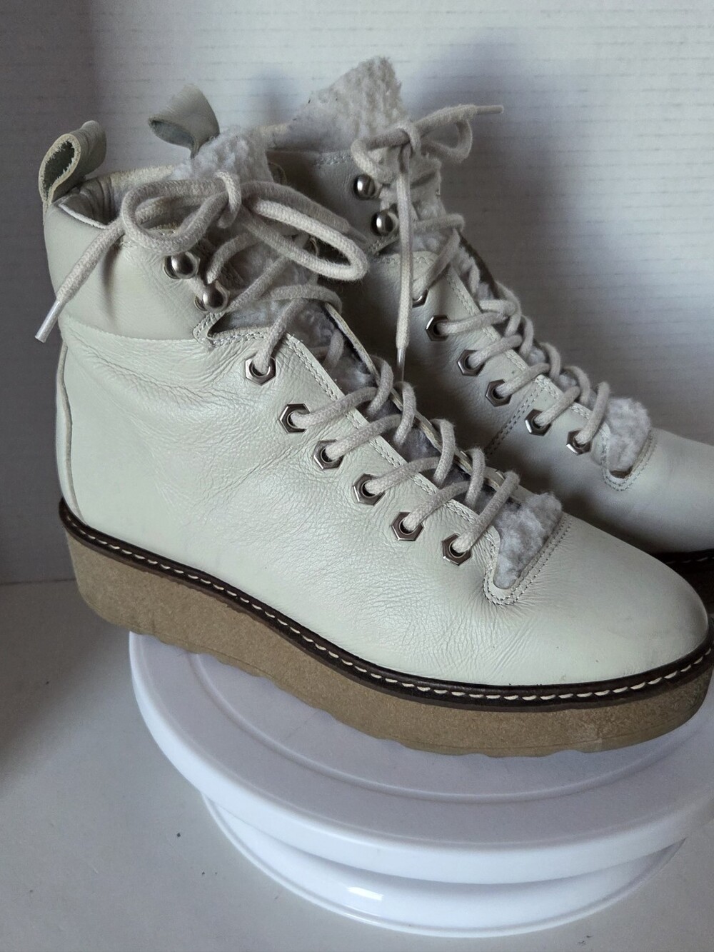 Shoe The Bear Bex Bone Coloured Leather Booties Size 38 Or 8